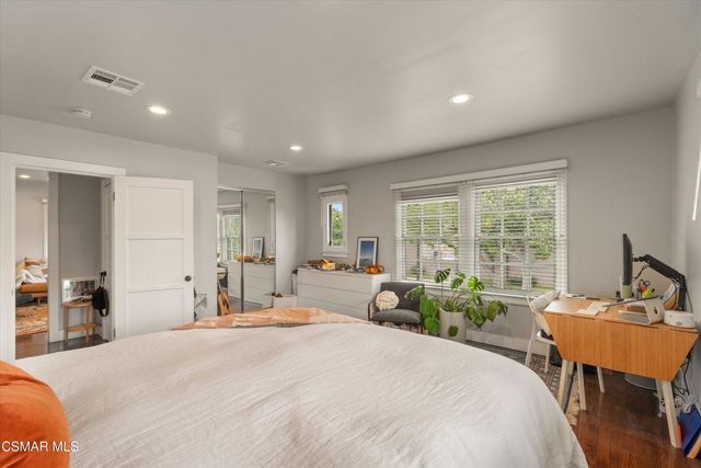 637 Raymond Avenue, Pasadena, CA 91103