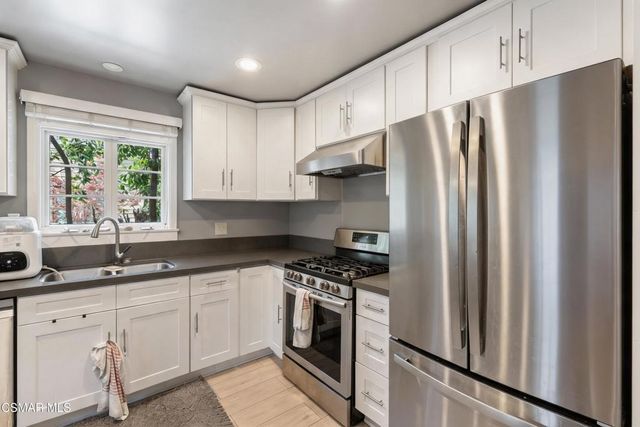 637 Raymond Avenue, Pasadena, CA 91103