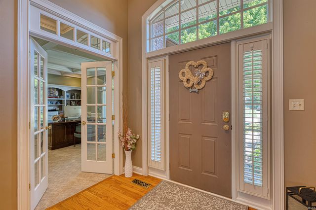 2541 Windemere Drive, Evansville, IN 47725