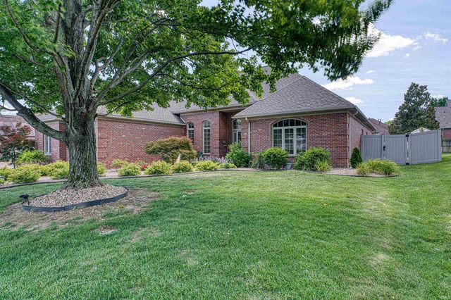 2541 Windemere Drive, Evansville, IN 47725