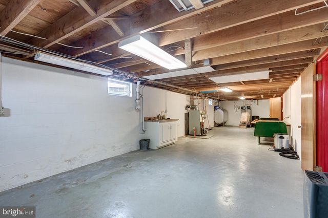 717 N HOUCKSVILLE RD, Hampstead, MD 21074