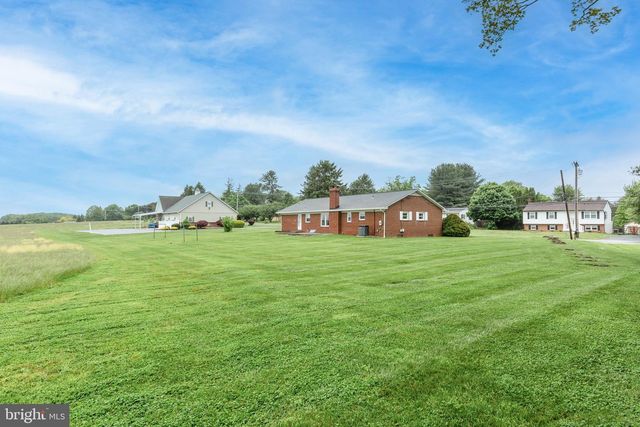 717 N HOUCKSVILLE RD, Hampstead, MD 21074