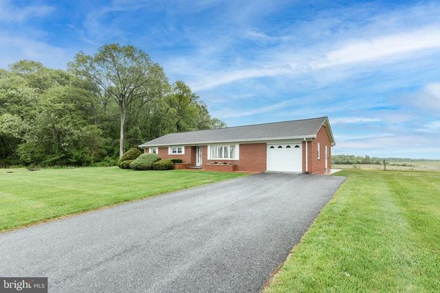 717 N HOUCKSVILLE RD, Hampstead, MD 21074