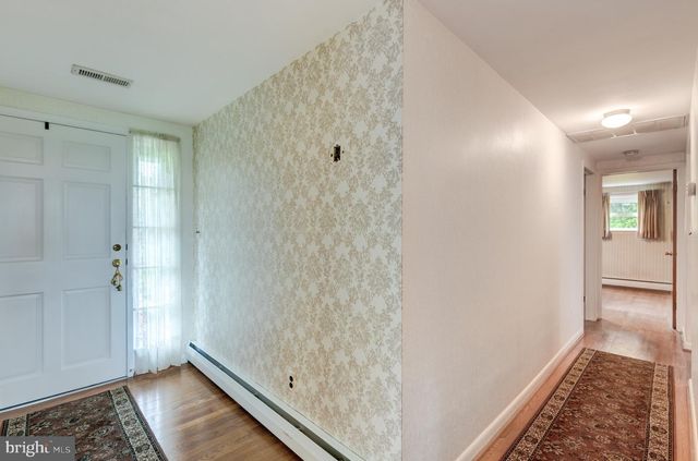 717 N HOUCKSVILLE RD, Hampstead, MD 21074