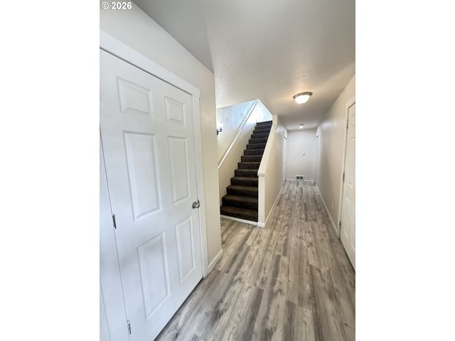 15423 Ne ALTON St, Portland, OR 97230