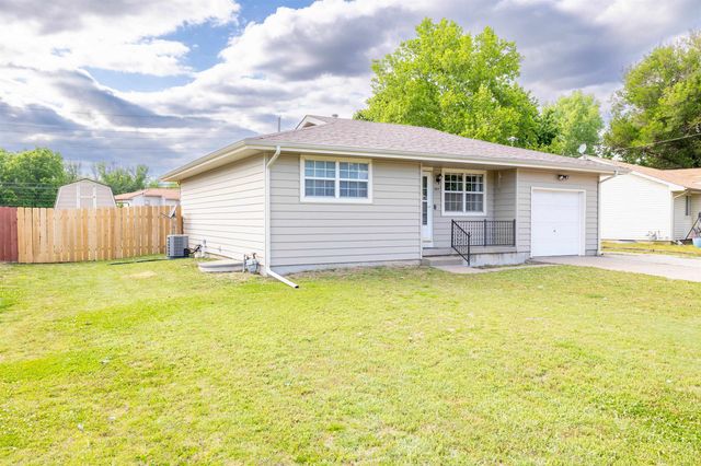 1011 N Wirth, Augusta, KS 67010