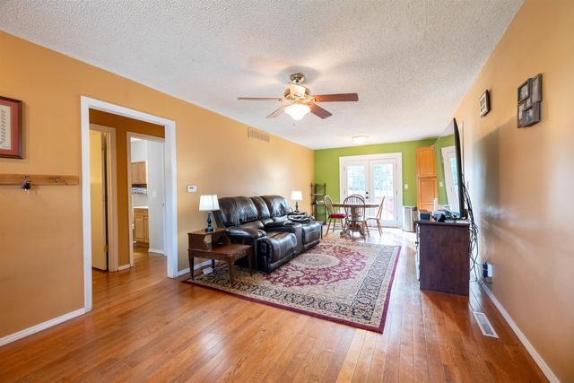 1011 N Wirth, Augusta, KS 67010
