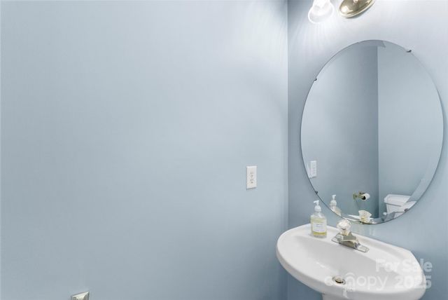 3864 Longwood Drive SW, Concord, NC 28027