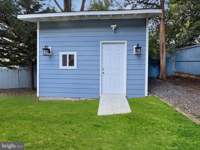 2408 LILLIAN DR, Silver Spring, MD 20902