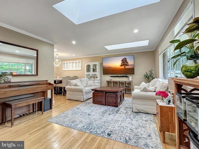 2408 LILLIAN DR, Silver Spring, MD 20902