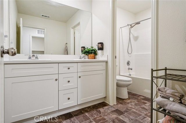 24140 Tuscany Avenue 2304, Murrieta, CA 92562