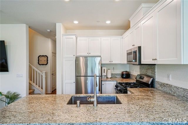 24140 Tuscany Avenue 2304, Murrieta, CA 92562