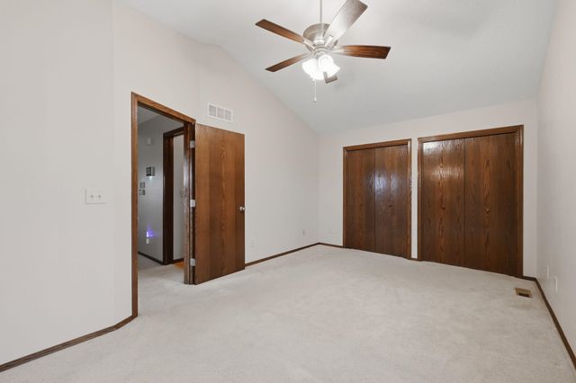 1805 N McRae Dr, Goddard, KS 67052
