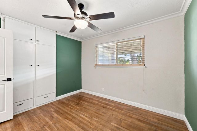 10833 Walnutwood Way, Rancho Cordova, CA 95670