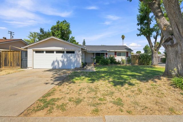 10833 Walnutwood Way, Rancho Cordova, CA 95670