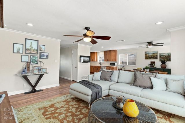 10833 Walnutwood Way, Rancho Cordova, CA 95670