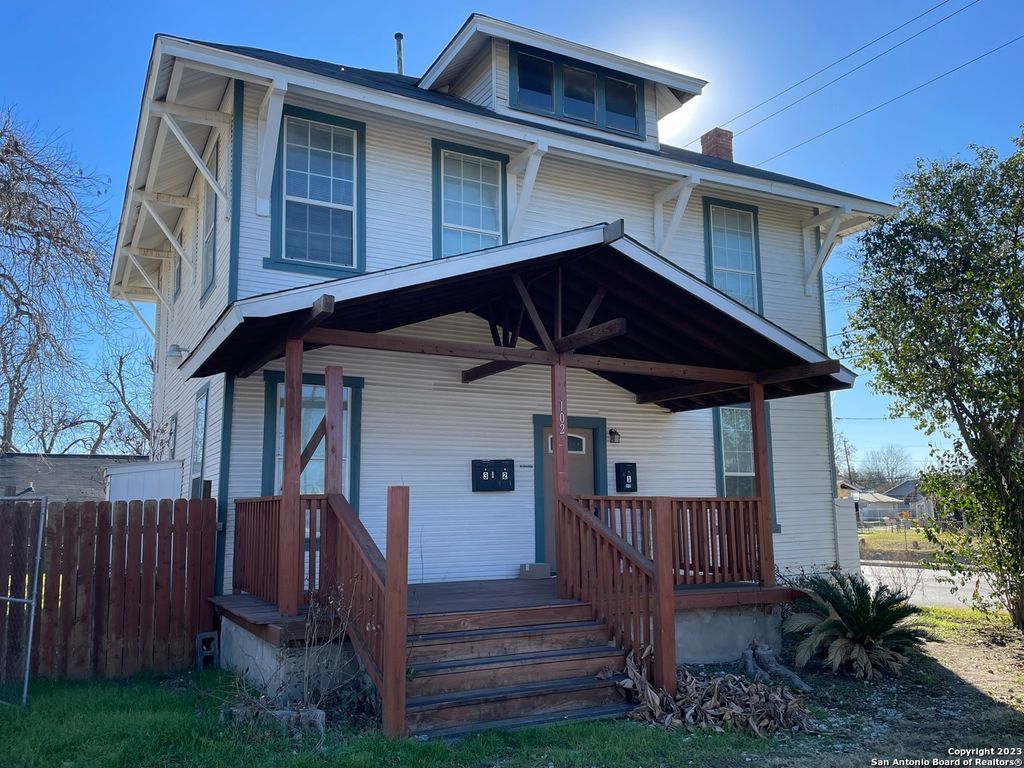 102 Bailey Ave Unit 1, San Antonio, TX 78210