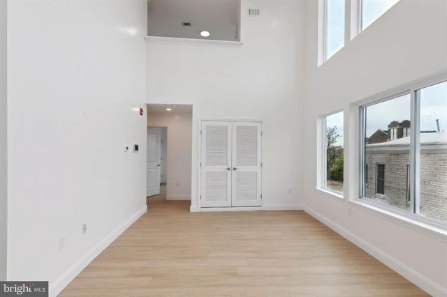 2118 W OXFORD ST, Philadelphia, PA 19121