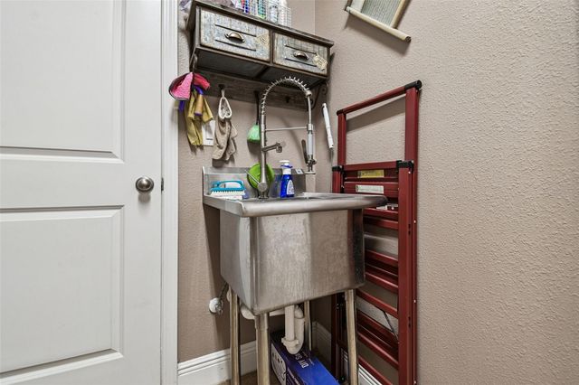 2961 CALVANO DRIVE, Land O Lakes, FL 34639