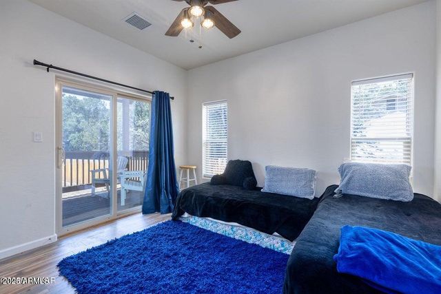 2145 Cottontail Road, Overgaard, AZ 85933