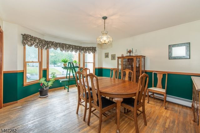 12 Kristen Dr, Roxbury Twp., NJ 07876