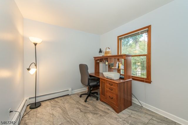 12 Kristen Dr, Roxbury Twp., NJ 07876