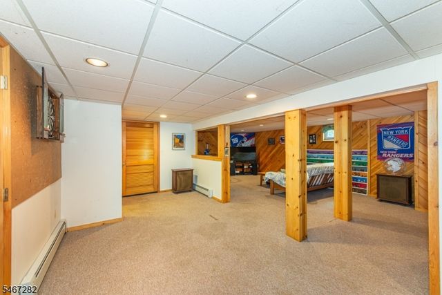 12 Kristen Dr, Roxbury Twp., NJ 07876