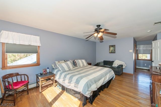 12 Kristen Dr, Roxbury Twp., NJ 07876