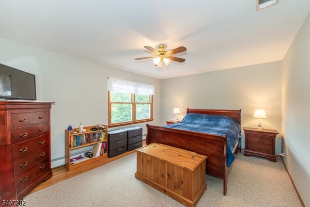 12 Kristen Dr, Roxbury Twp., NJ 07876