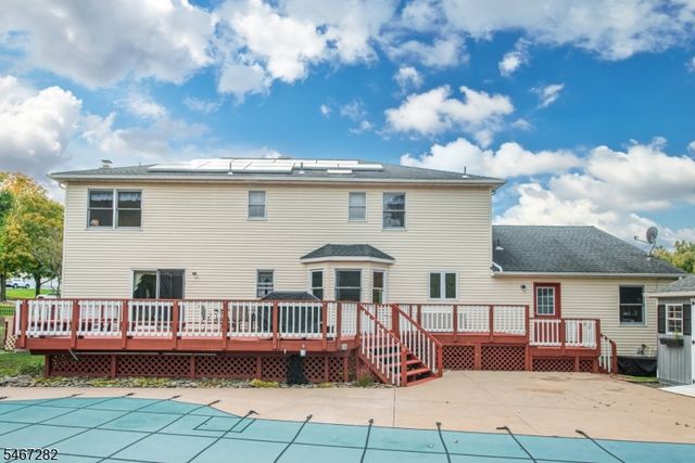 12 Kristen Dr, Roxbury Twp., NJ 07876