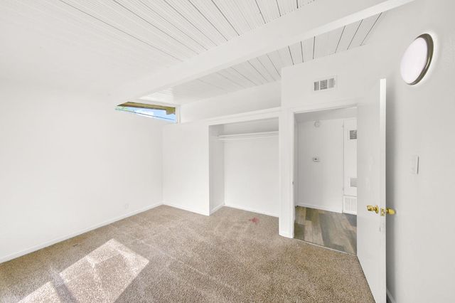 2113 62nd Ave, Sacramento, CA 95822