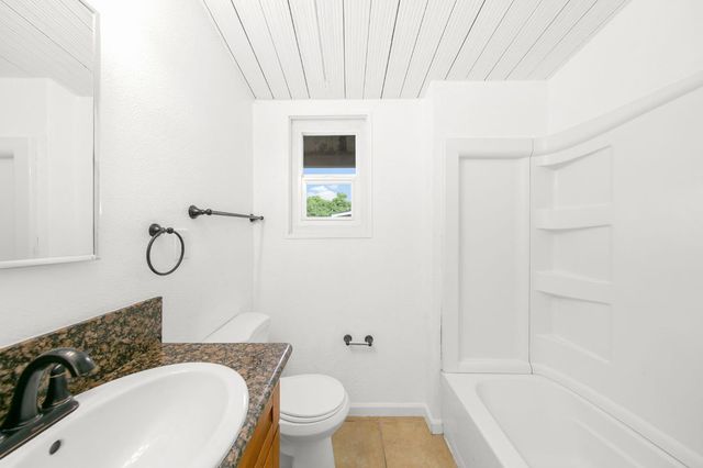 2113 62nd Ave, Sacramento, CA 95822