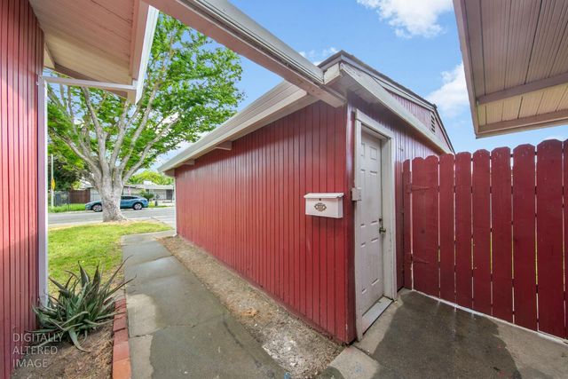 2113 62nd Ave, Sacramento, CA 95822