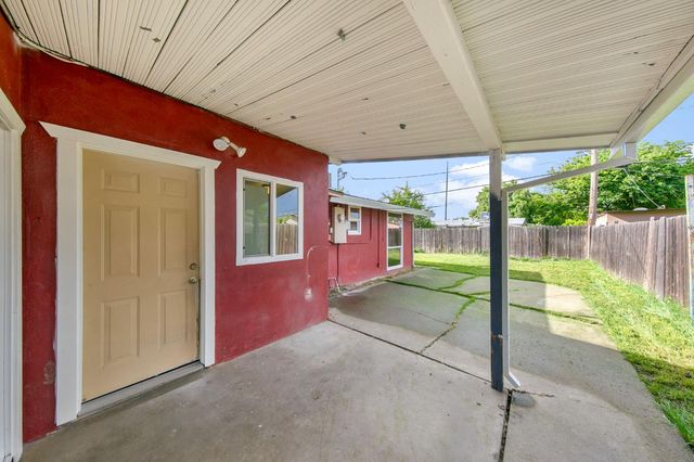 2113 62nd Ave, Sacramento, CA 95822