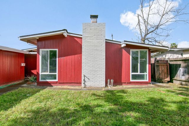 2113 62nd Ave, Sacramento, CA 95822