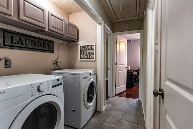 110 E Amberway Lane, Garland, TX 75040