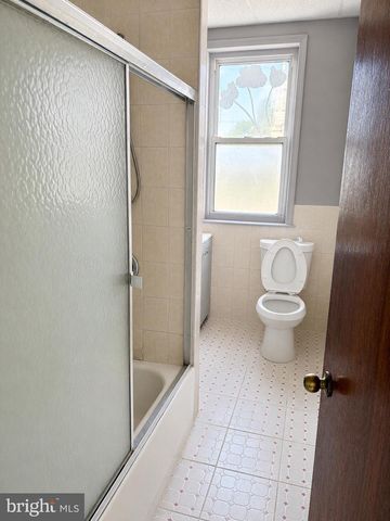 2900 W ALLEGHENY AVE, Philadelphia, PA 19132
