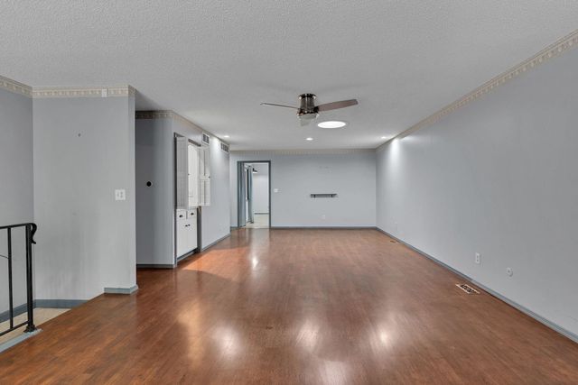 641 N WOODLAWN ST #55, Wichita, KS 67208