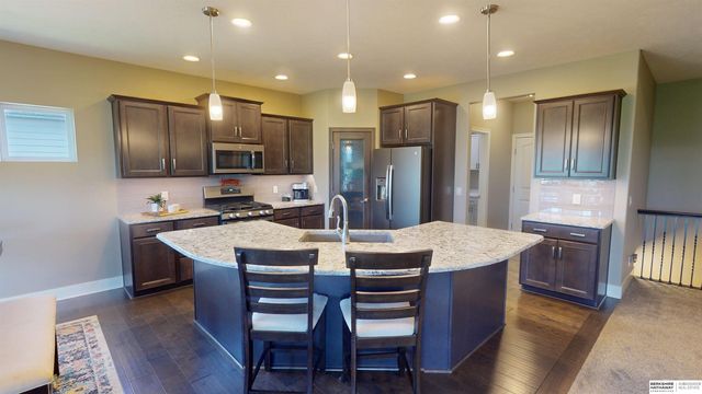 8202 N 167th Avenue, Bennington, NE 68007