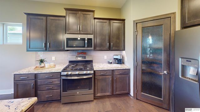 8202 N 167th Avenue, Bennington, NE 68007