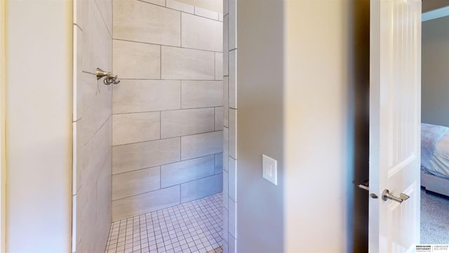 8202 N 167th Avenue, Bennington, NE 68007
