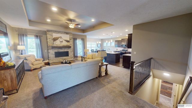 8202 N 167th Avenue, Bennington, NE 68007