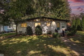 2090 N Channel Road, Harsens Island, MI 48028