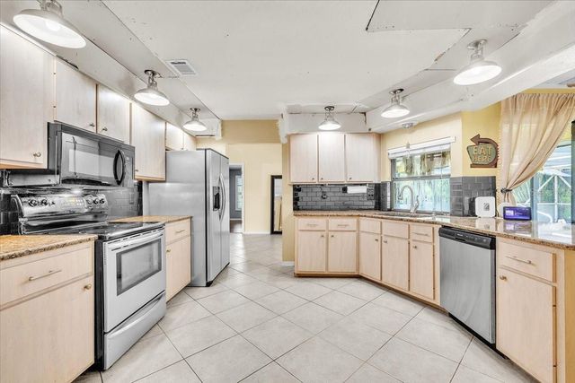 19358 ABHENRY CIRCLE, Port Charlotte, FL 33948