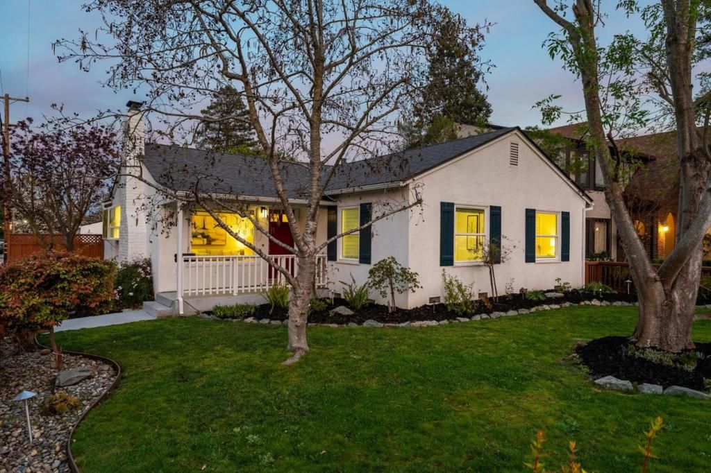 901 Chevy Street, Belmont, CA 94002