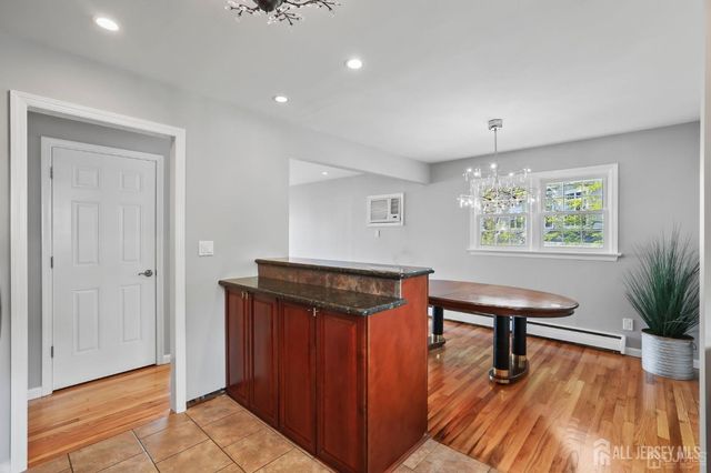 262 Wall Street, Metuchen, NJ 08840