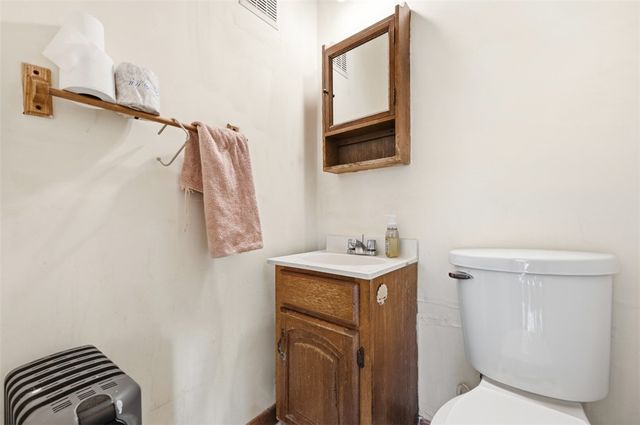 2822 Brentwood Ave, Brentwood, PA 15227
