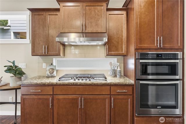 16005 74th Avenue NE, Kenmore, WA 98028