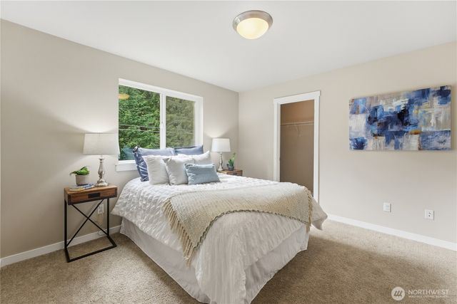 16005 74th Avenue NE, Kenmore, WA 98028