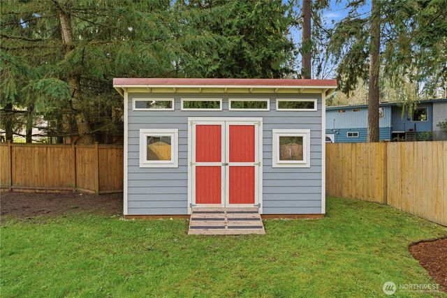 16005 74th Avenue NE, Kenmore, WA 98028